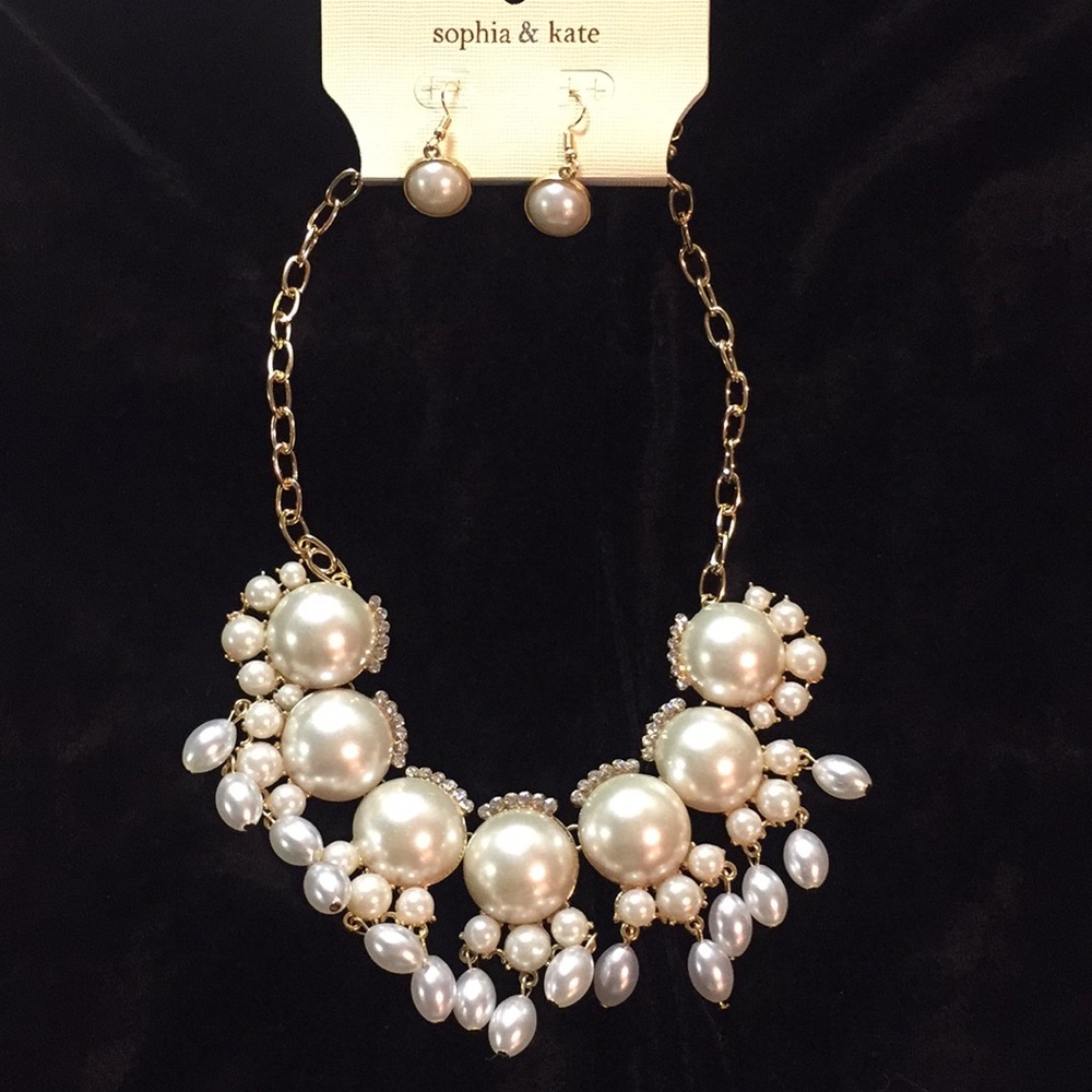 Sophia & Kate Faux Pearl Necklace and Earring Set
